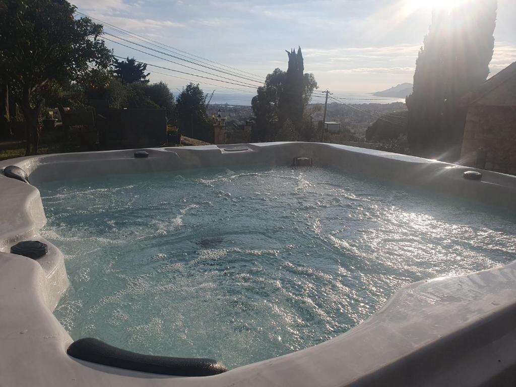 chambre jaccuzi vue mer - 2