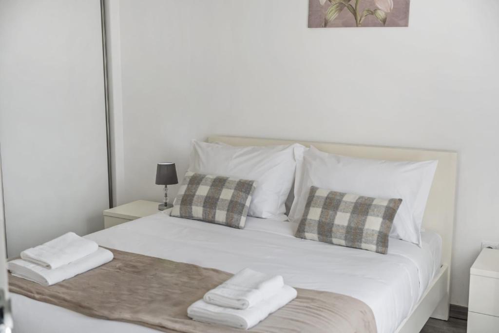 Seaside Charm II, Câmara de Lobos