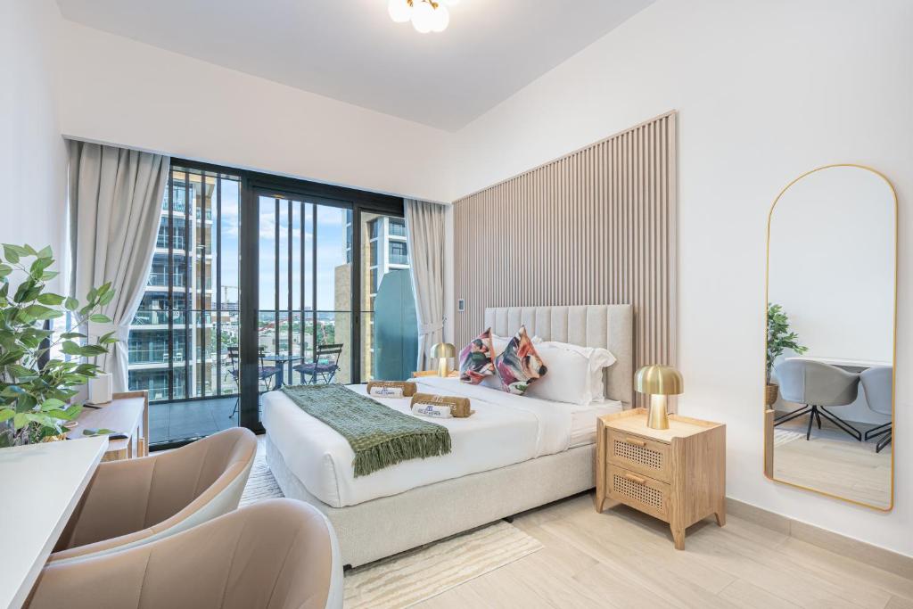 Chic & Beautiful Home in the Heart of Meydan, Dubaj