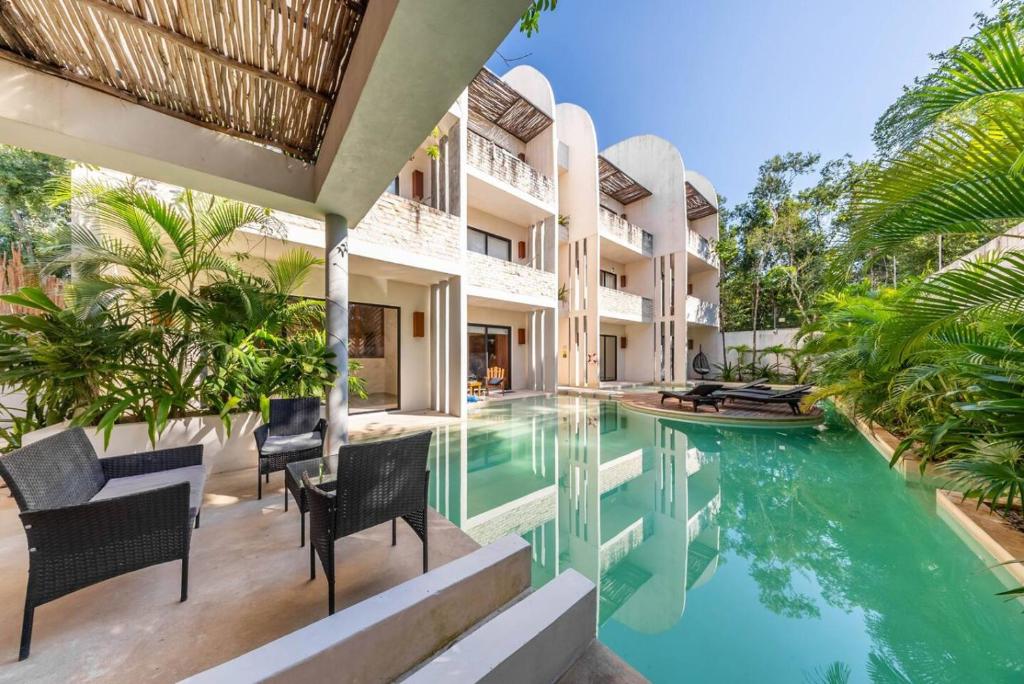 1 BR with Rooftop Pool in Tulum Jungle at Paraiso - 2