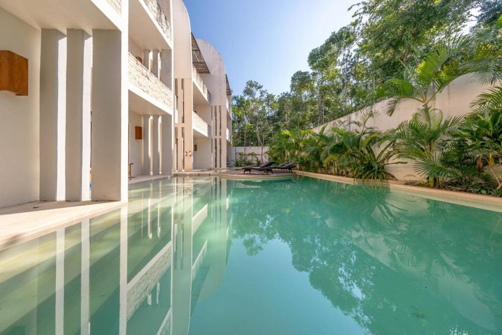 1 BR with Rooftop Pool in Tulum Jungle at Paraiso - 4