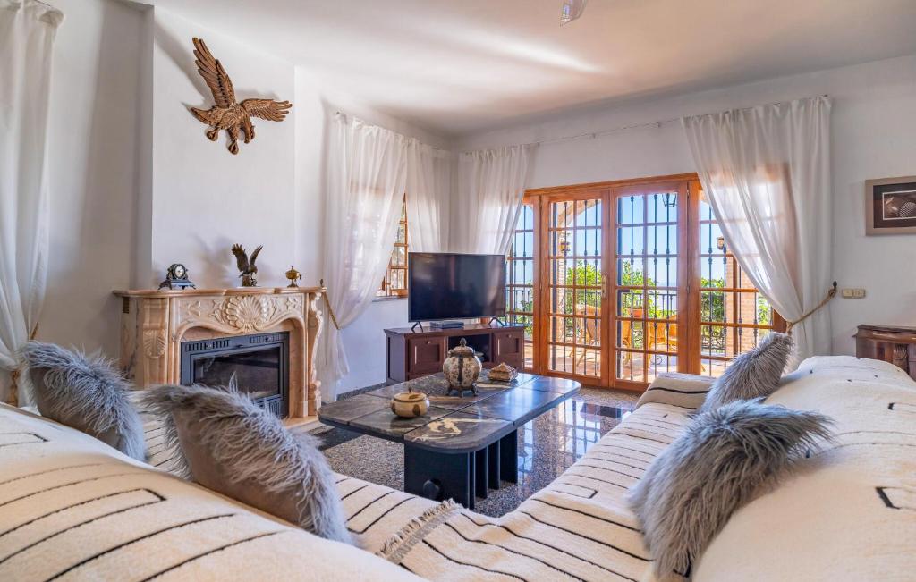 Beautiful Home In Mijas - 4