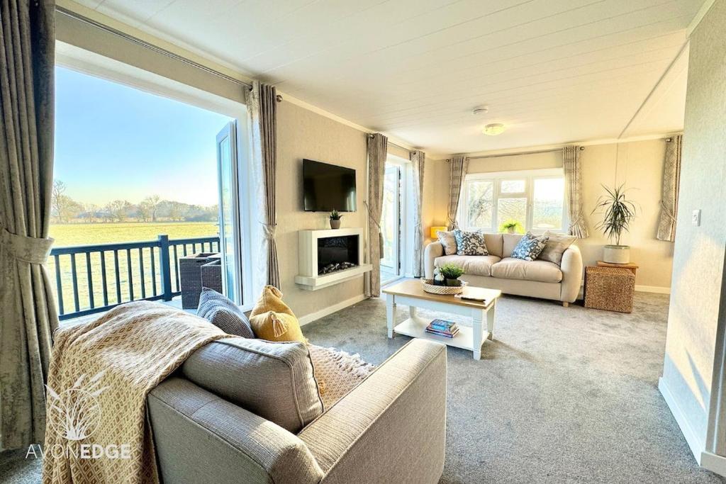 Avon Edge - Lodge One, Binton