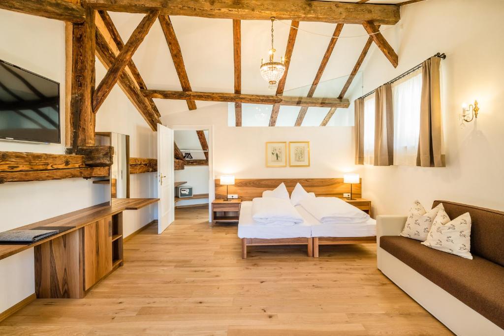 Romantik Hotel Jagdhof - 3