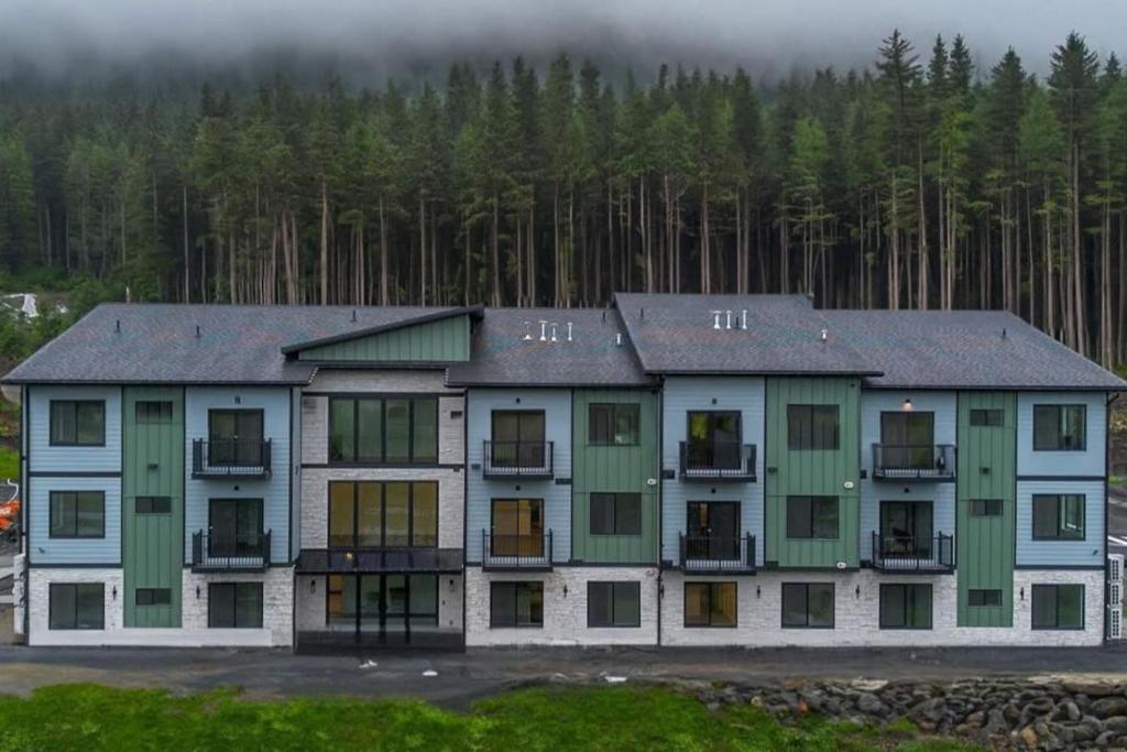 Luxury Views, Affordable Stay A306, Juneau