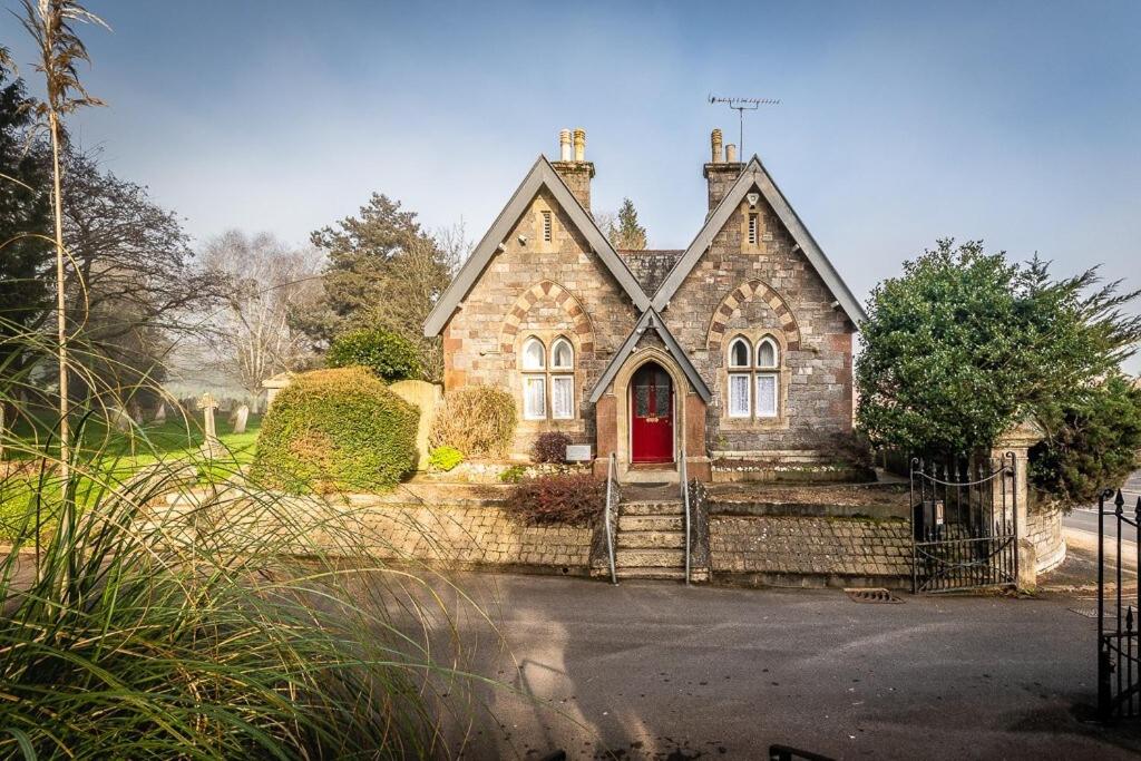 Charming character lodge in cemetery grounds, Exeter