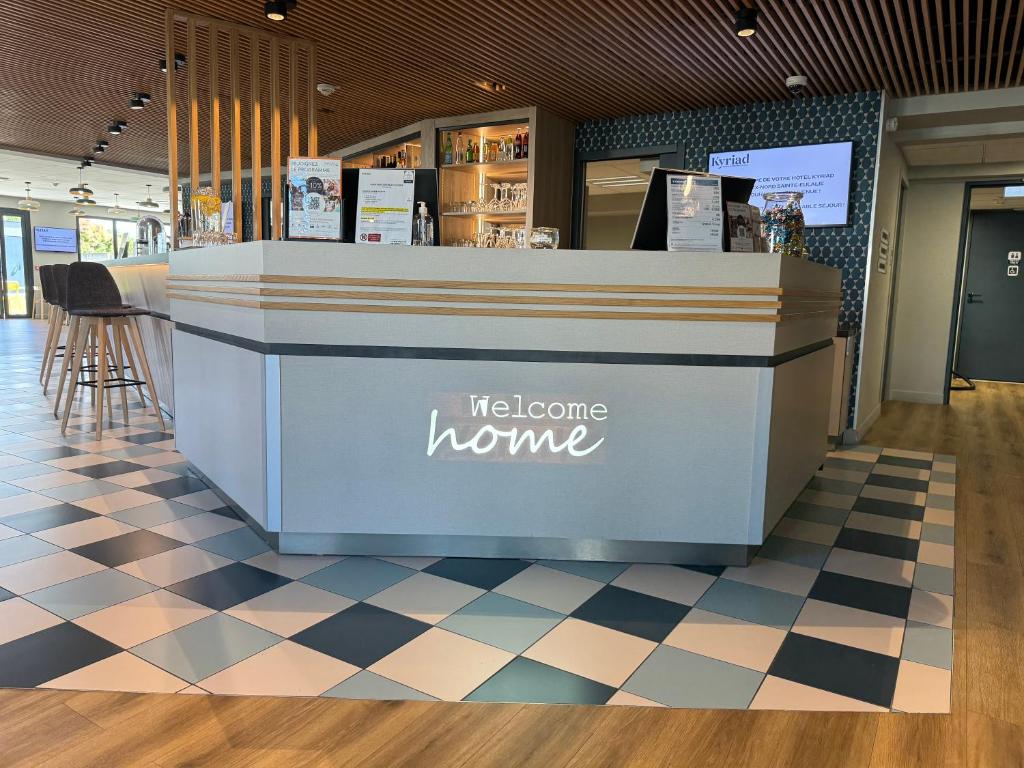 フロント・ロビー