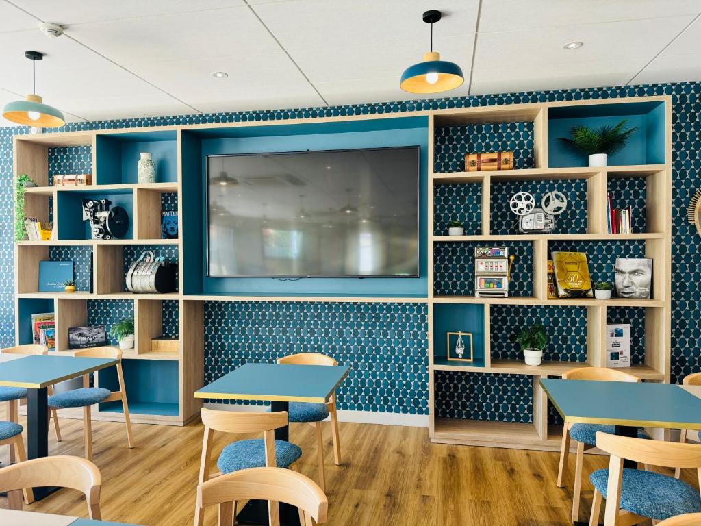 共用ラウンジ/TVエリア