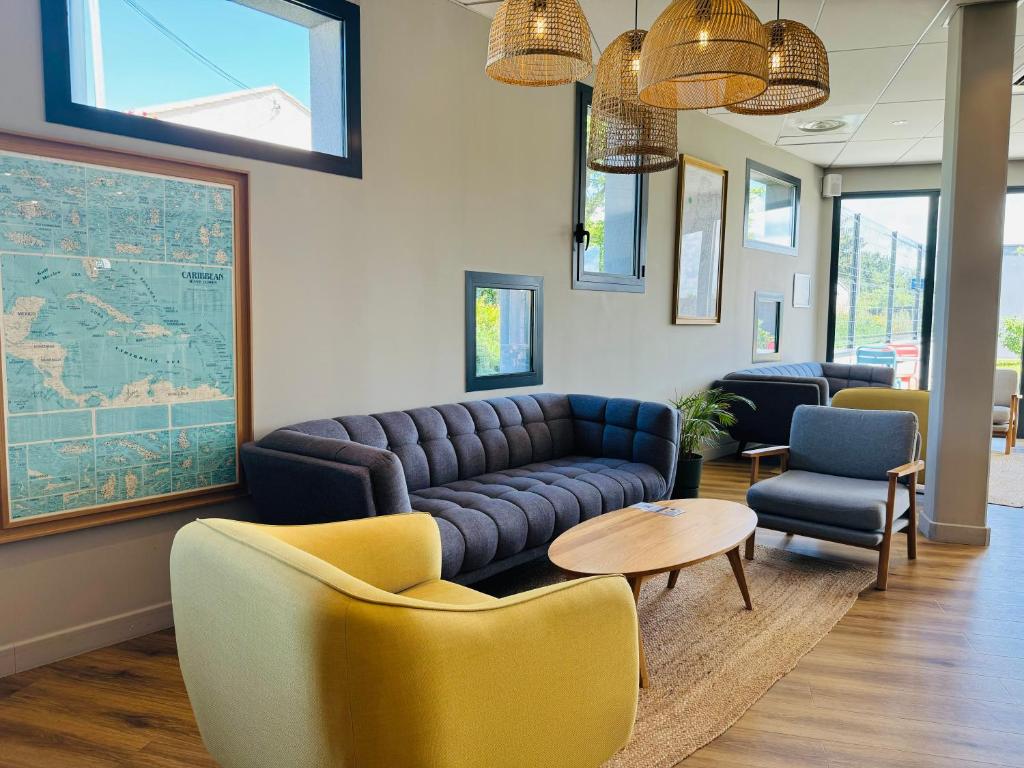 フロント・ロビー