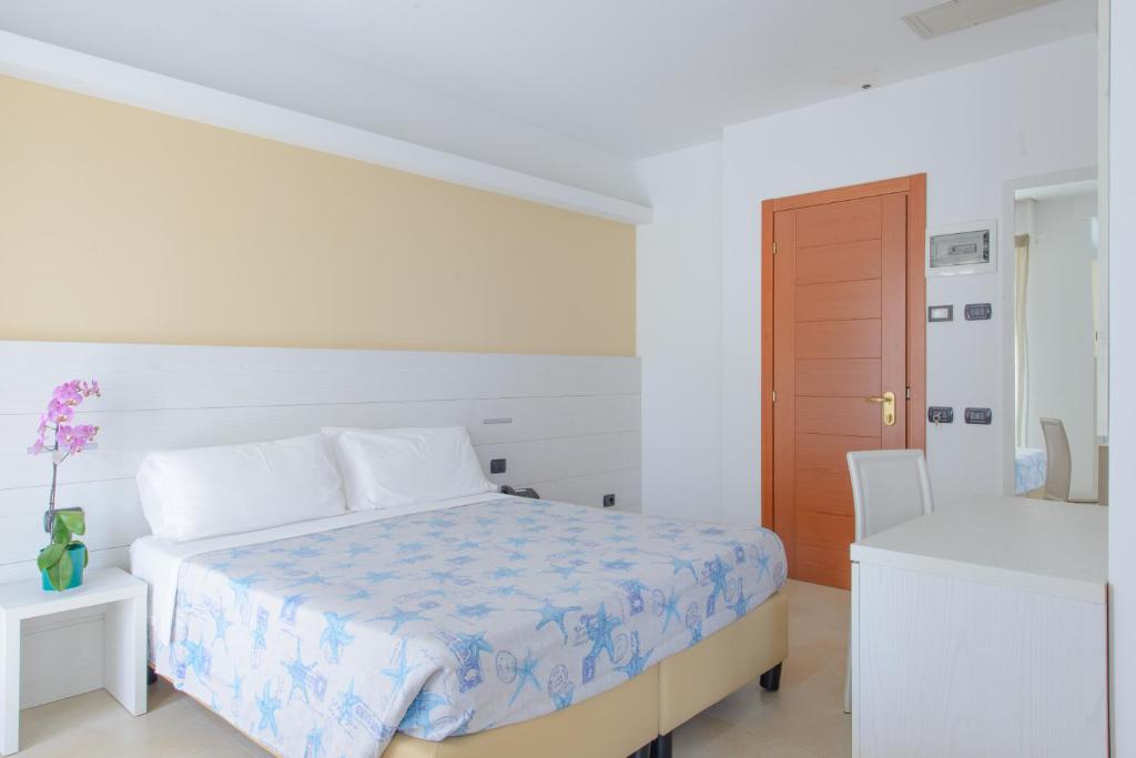 Hotel Sans Souci - 5