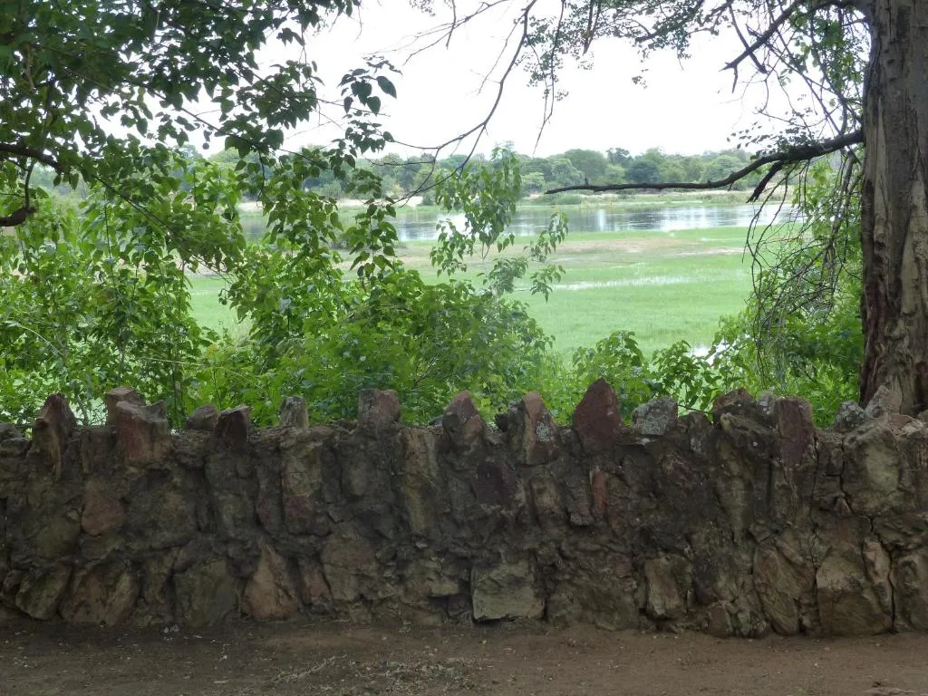 Nyime Safari Lodge Campsite, hotel in Divundu