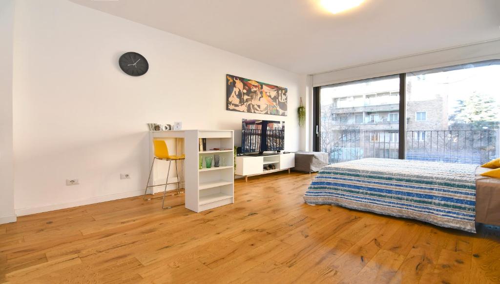 [Navigli-Tortona]Ampio Monolocale, Garage Gratuito - 2