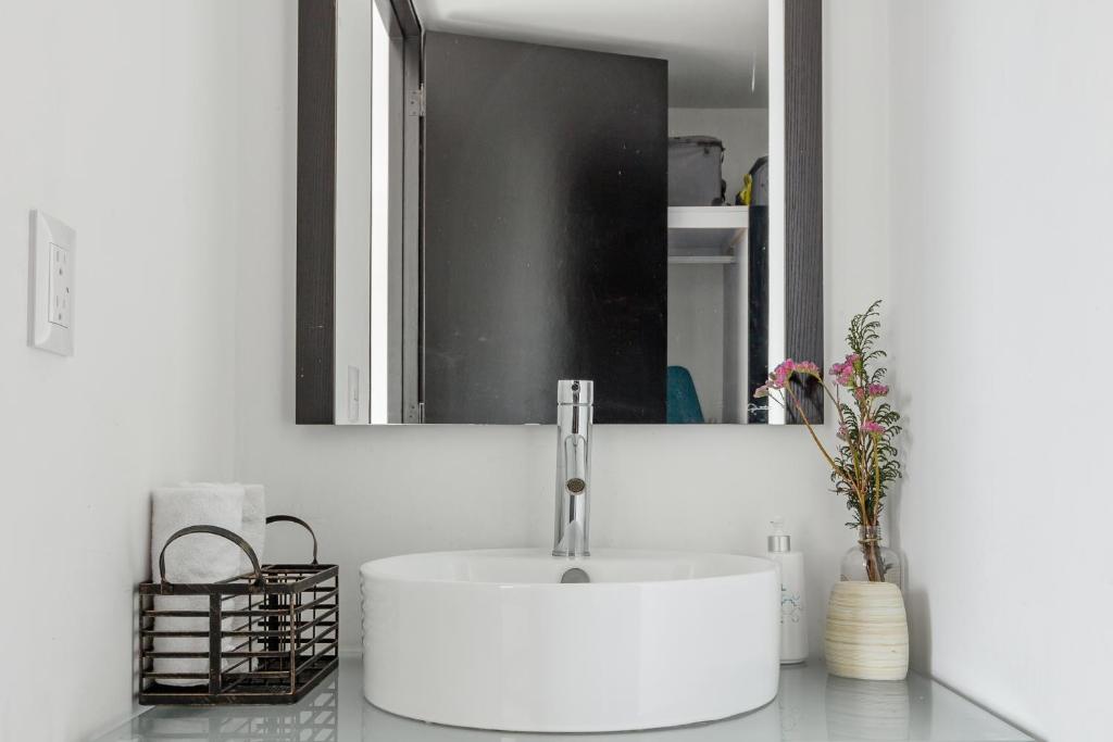 C302 1BR - 1BTh - 3