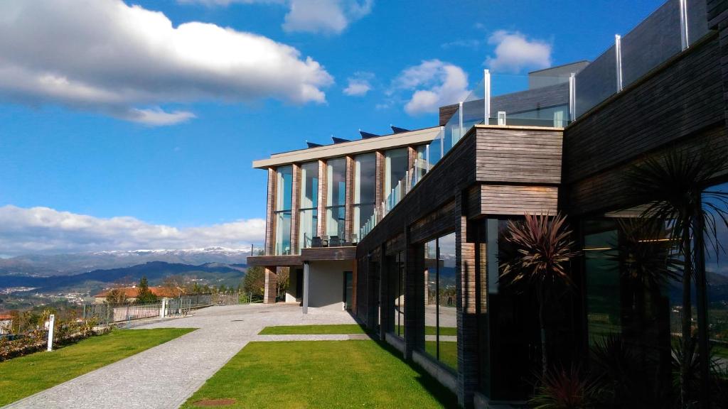 Tempus Hotel &amp; Spa — Hotel in Ponte da Barca