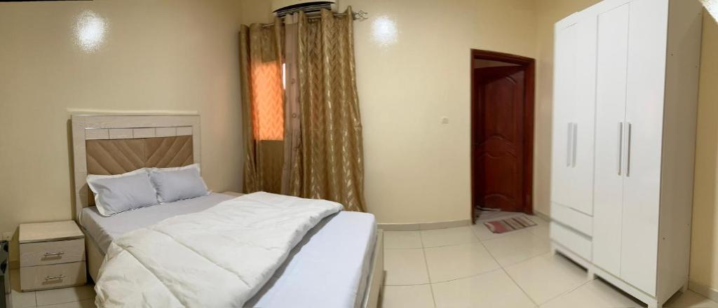 Your home in Dakar!, Dakar