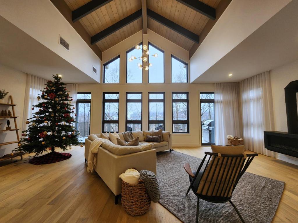 Verbier 8-203 Slopes view, Mont-Tremblant