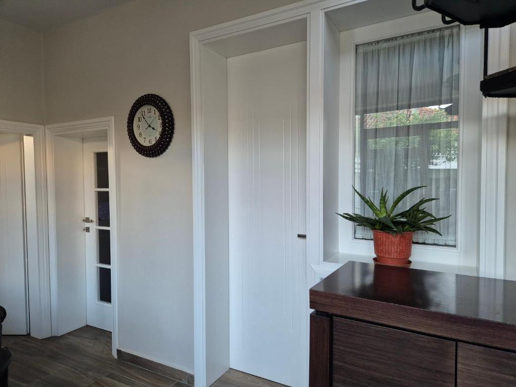 Kurmaku Guesthouse - Historic Stay inside Elbasan Castle, Elbasan