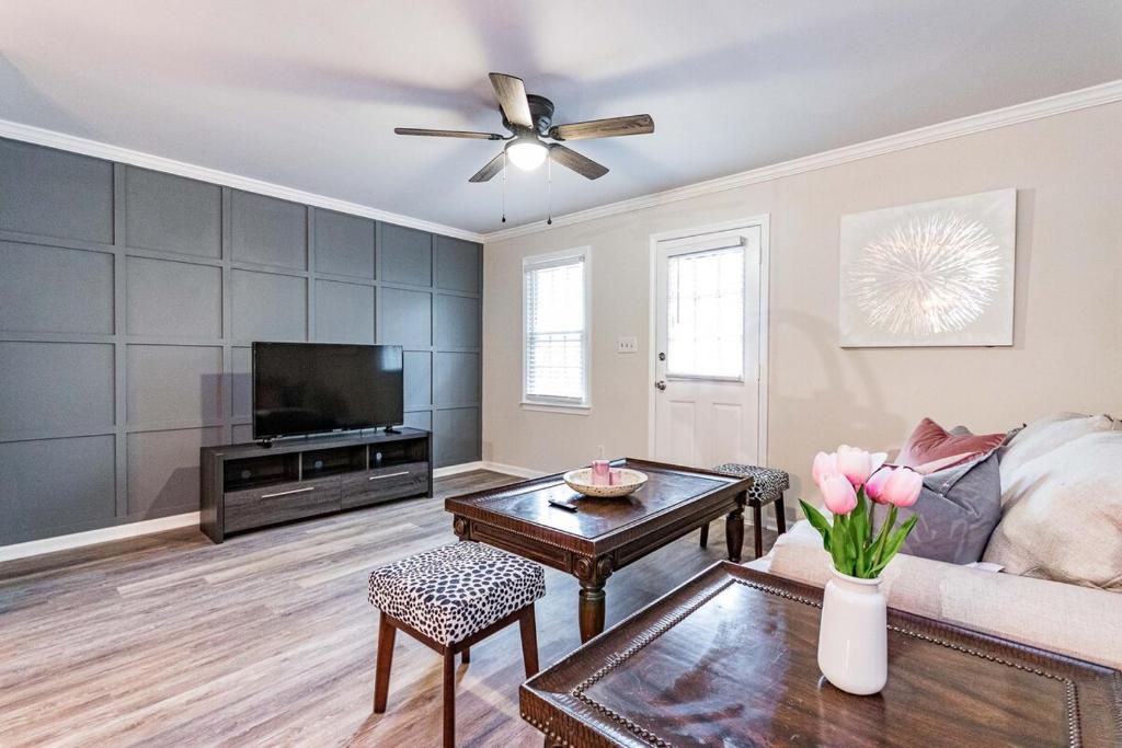 Double en suite townhome close to Wakemed, Raleigh