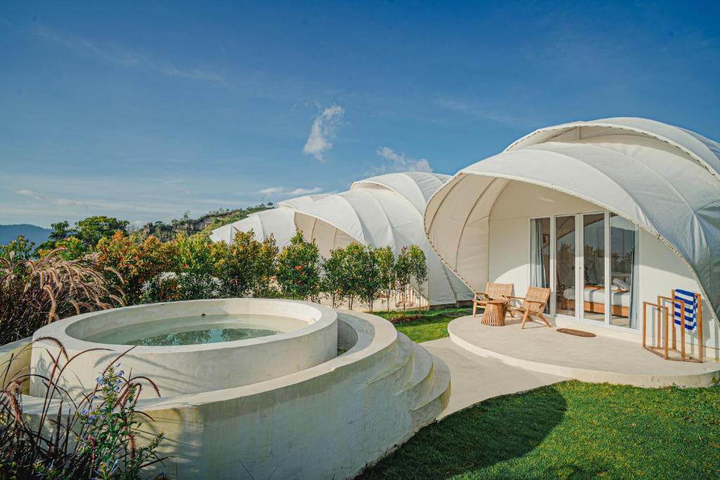 Onion Hill Glamping Managed by Manara, Kintamani