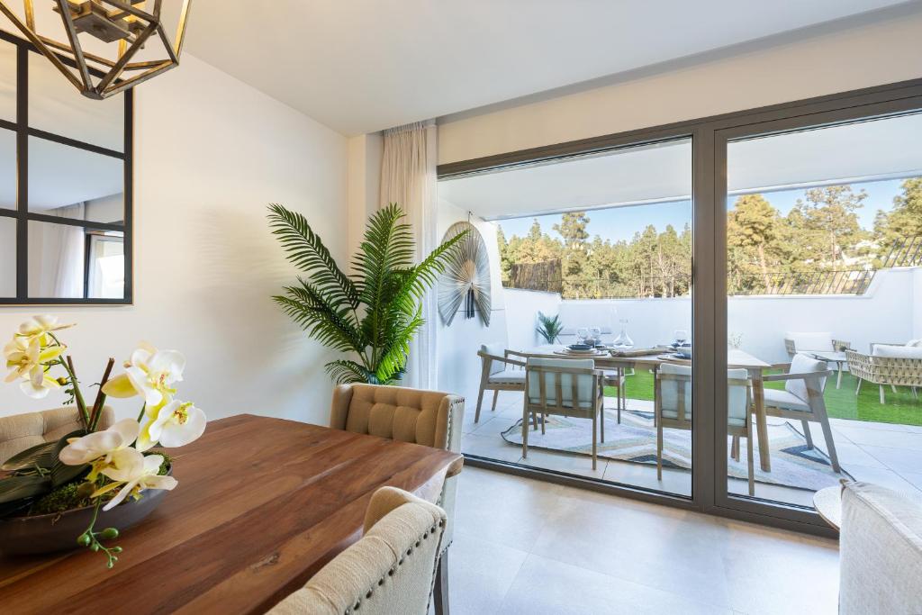 Luxury House Chaparral Golf E64 by AORA STAY - 3