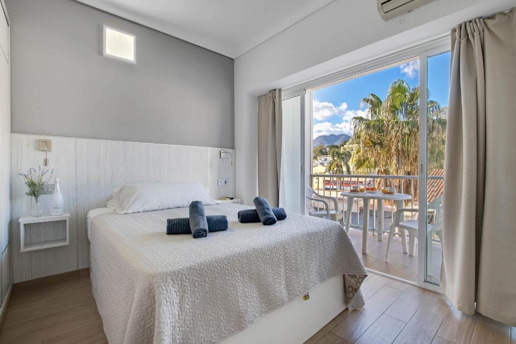 Carihuela Palace 418 By IVI Real Estate - 4