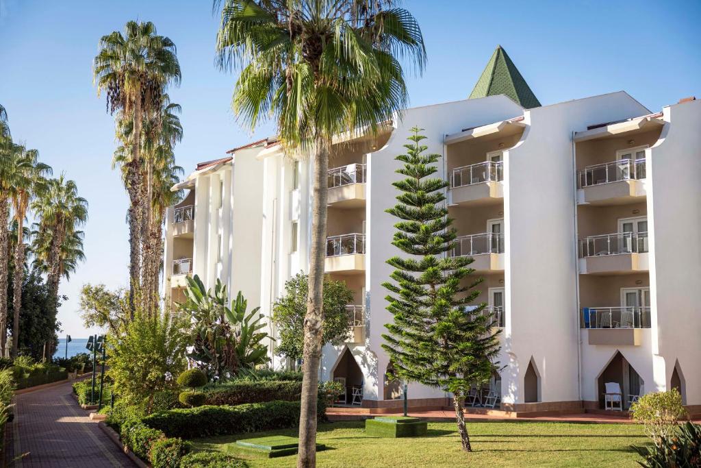 TUI BLUE Pascha Bay — Hotel building in Konakli