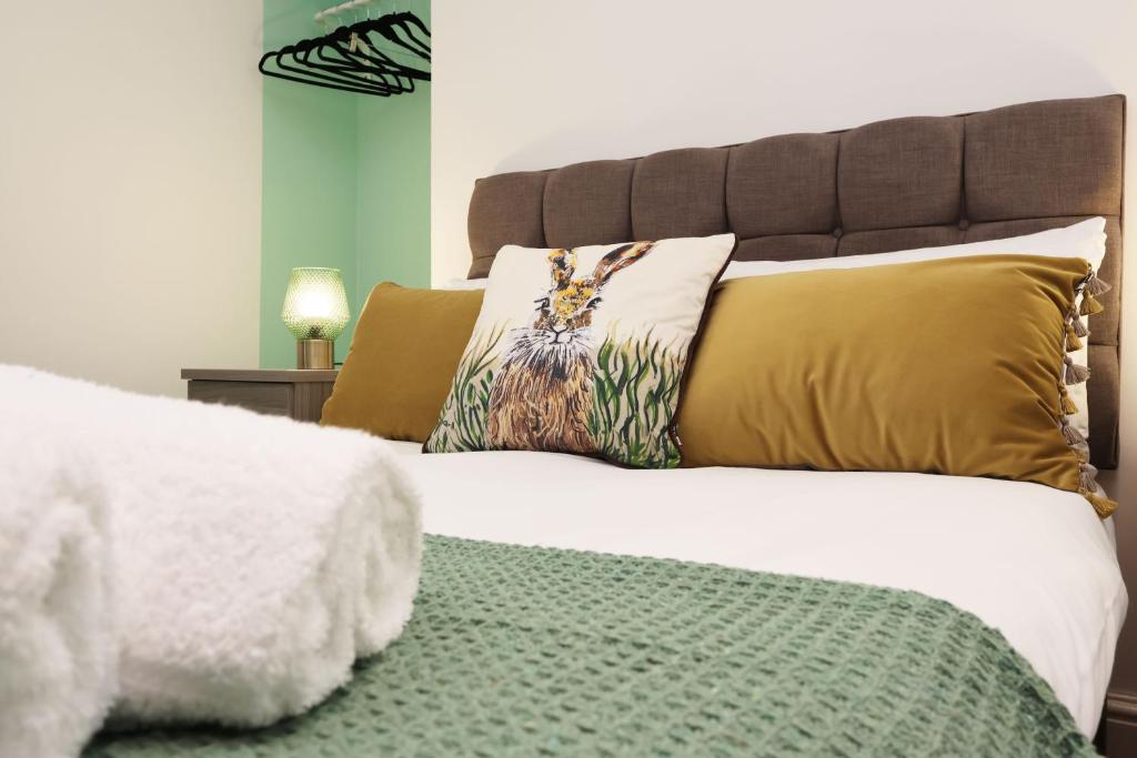 Contractor Stay - Deck - TVs in Every Room, Swansea