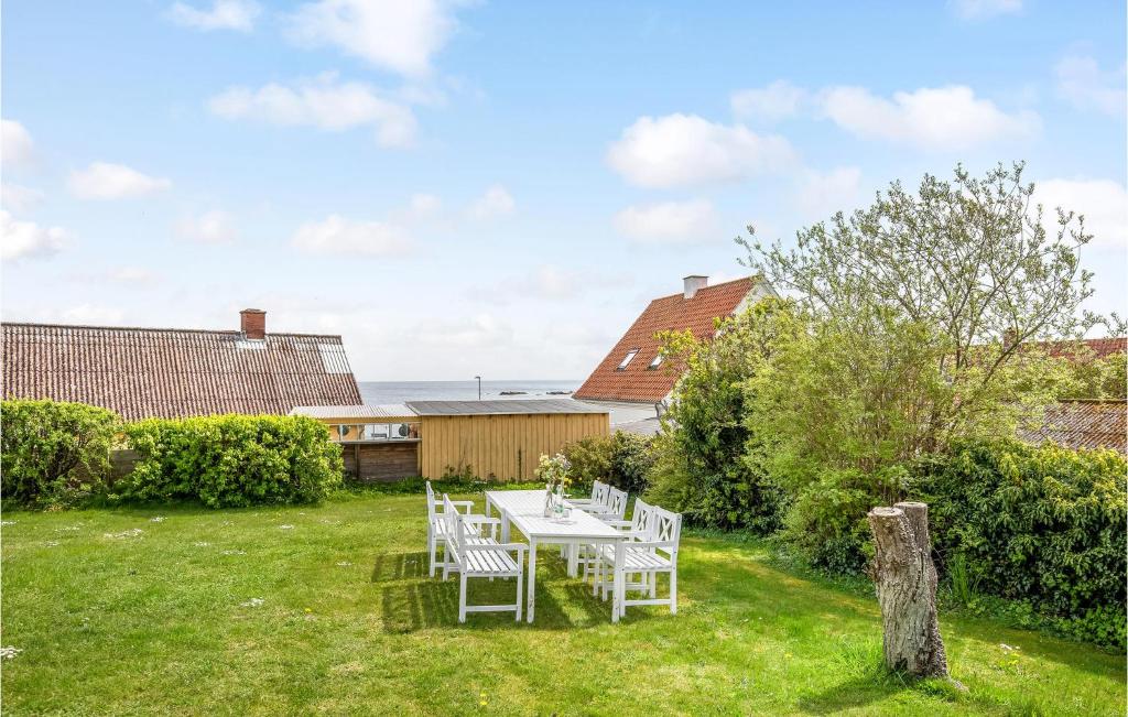 Stunning Apartment In Svaneke With Wifi, Svaneke