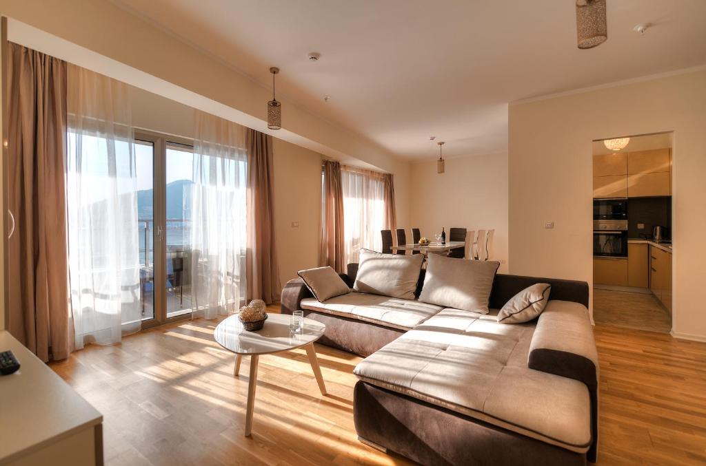Sea View Apartments MonteBook - 3