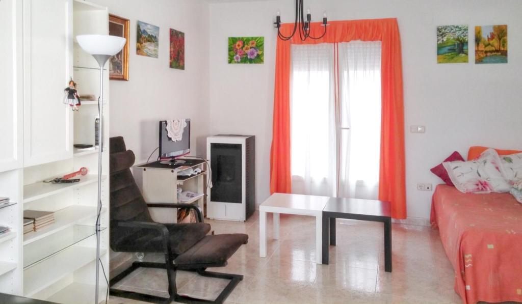 Charming House in Aldea Real with terrace and fireplace, Aldea Real