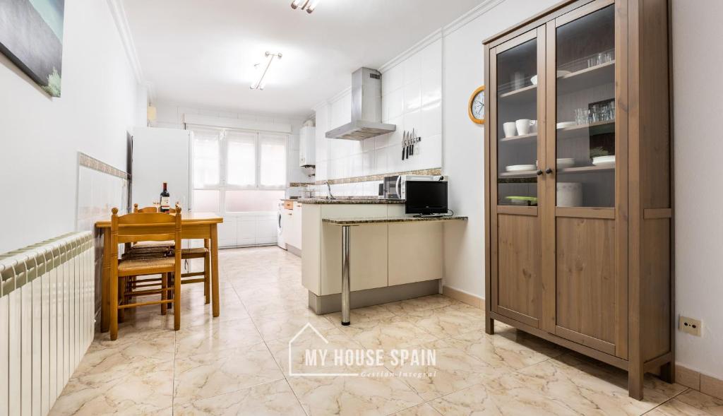 MyHouseSpain - Piso nuevo en el centro de Gijón - 3