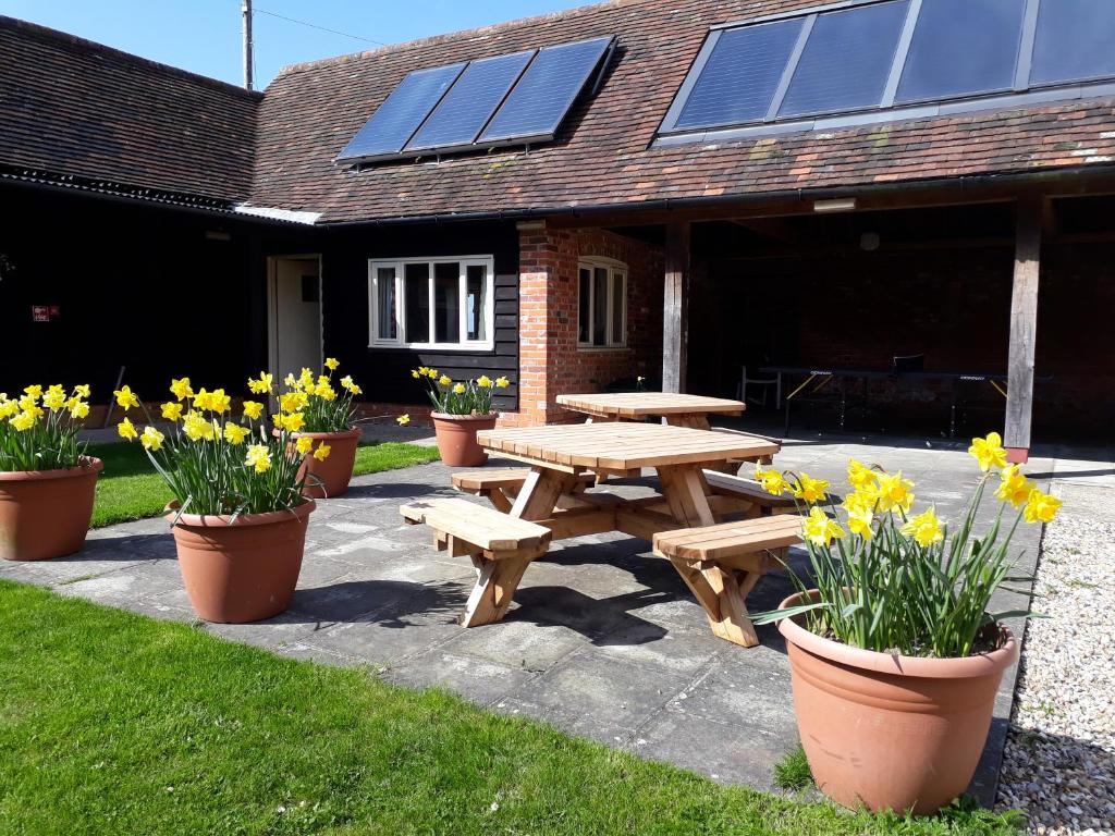 Palace Farm Courtyard and Granary Rooms, Doddington
