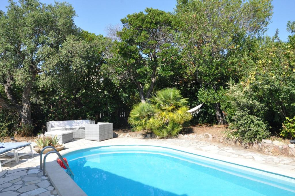 Villa climatisée, vue mer et colline avec piscine - 3