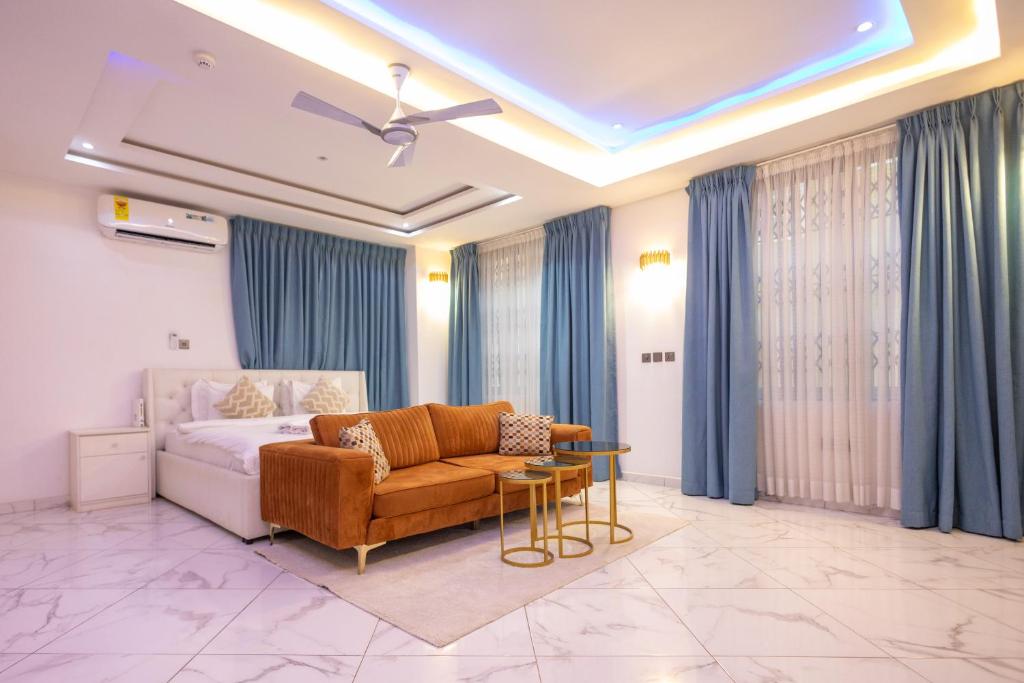 Cozy Nest Studio at East Airport, Accra