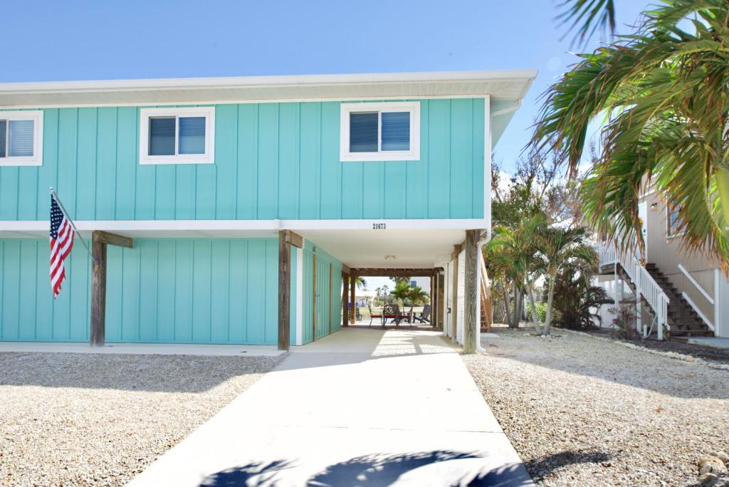 Endless Tides 2 by Sun Palace Vacations, Fort Myers Beach