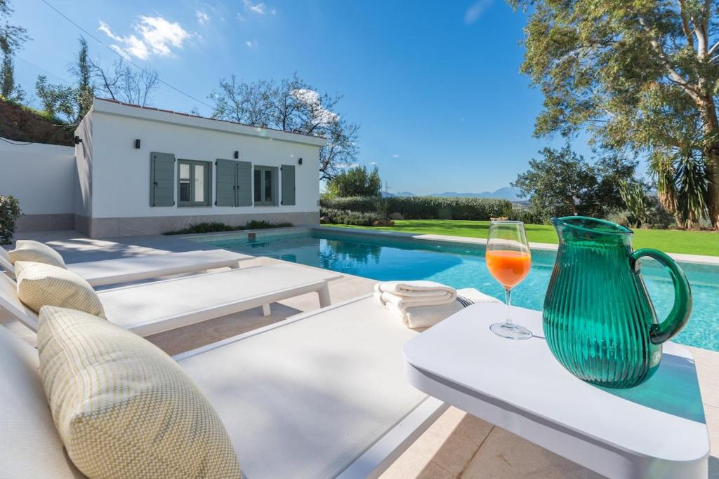 Luxury Rural Villa Pool by ELE Apartments - 3