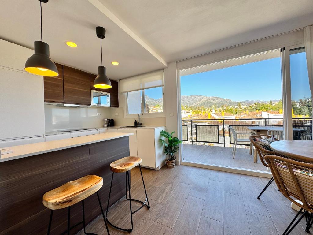 Oasis Studio II Marbella Center with mountain views - EaW Homes - 2