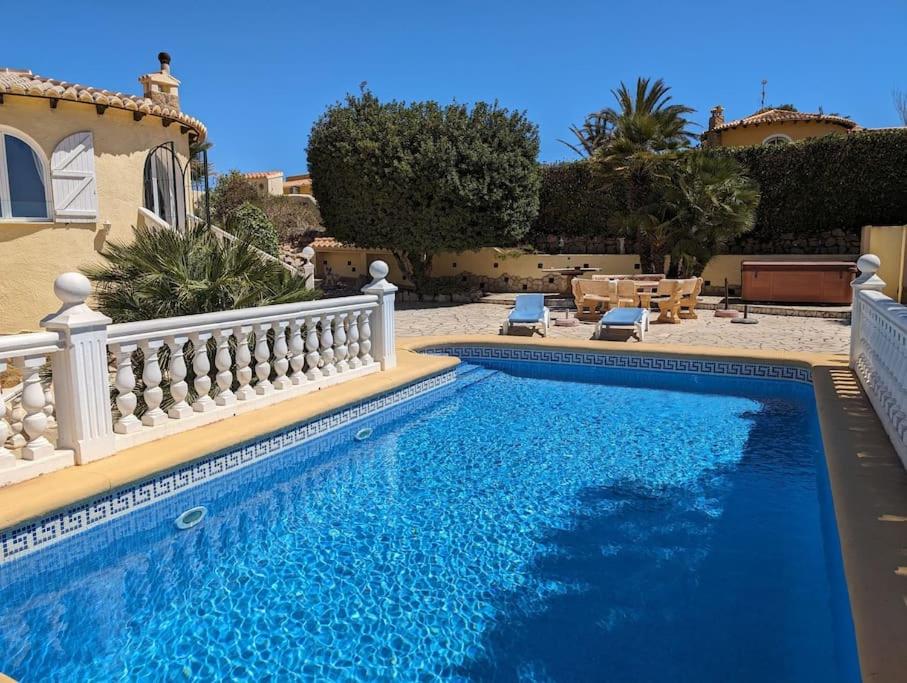 "Traumhaftes Ferienhaus mit Pool und Meerblick - Cumbre del Sol erleben!" - 1