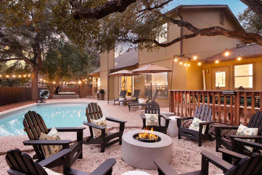 Ultimate Getaway - Pool Hot Tub Games & Outdoor Fun, San Antonio