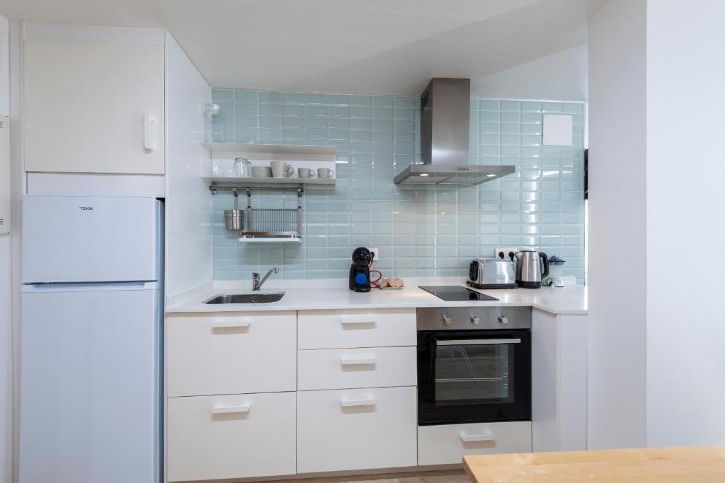 Apartamento 2 PAX - Portonovo 140 m playa Caneliñas - 2
