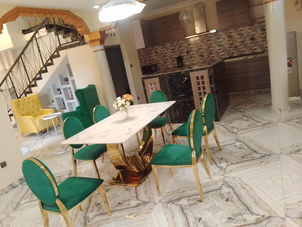 Kassim Guest House, Avalépo