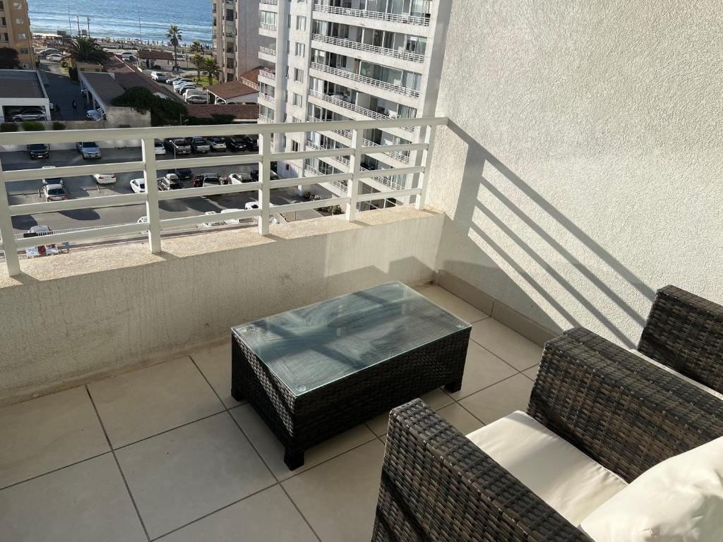Depto amplio en condominio, sector 4 esquinas - 5