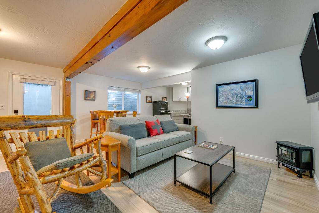 Updated Home with Mtn Views 8 Mi to Snowbird Resort, Sandy