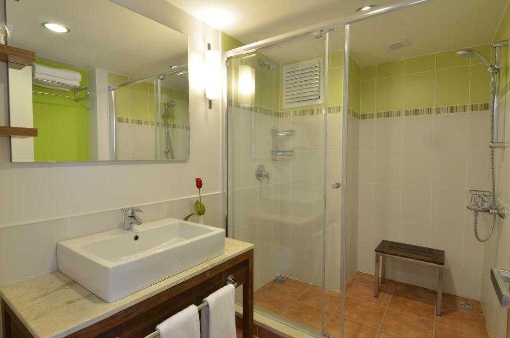 Calimera Side Resort — Hotel rooms in Side