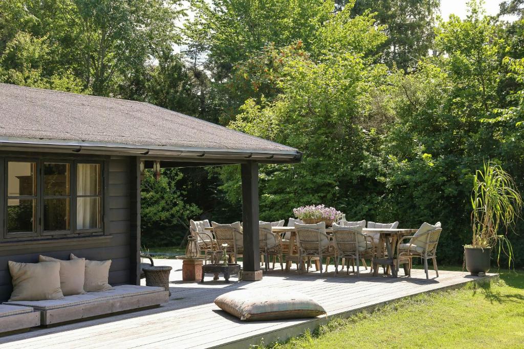 Stylish Holiday Home Near Kaprifoliestrand, Vejby