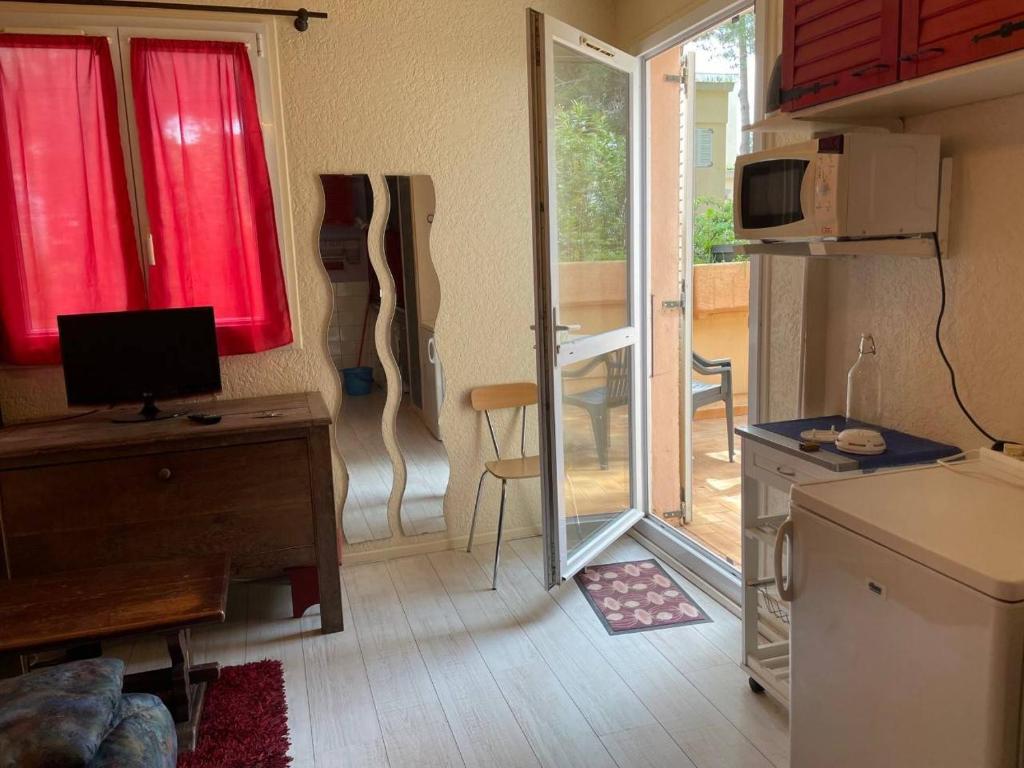 Studio à 200m de la plage 2 couchages AR450-0404 - 4