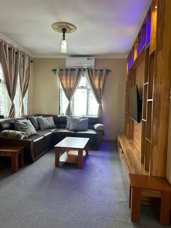 Modern Standalone house, Themi