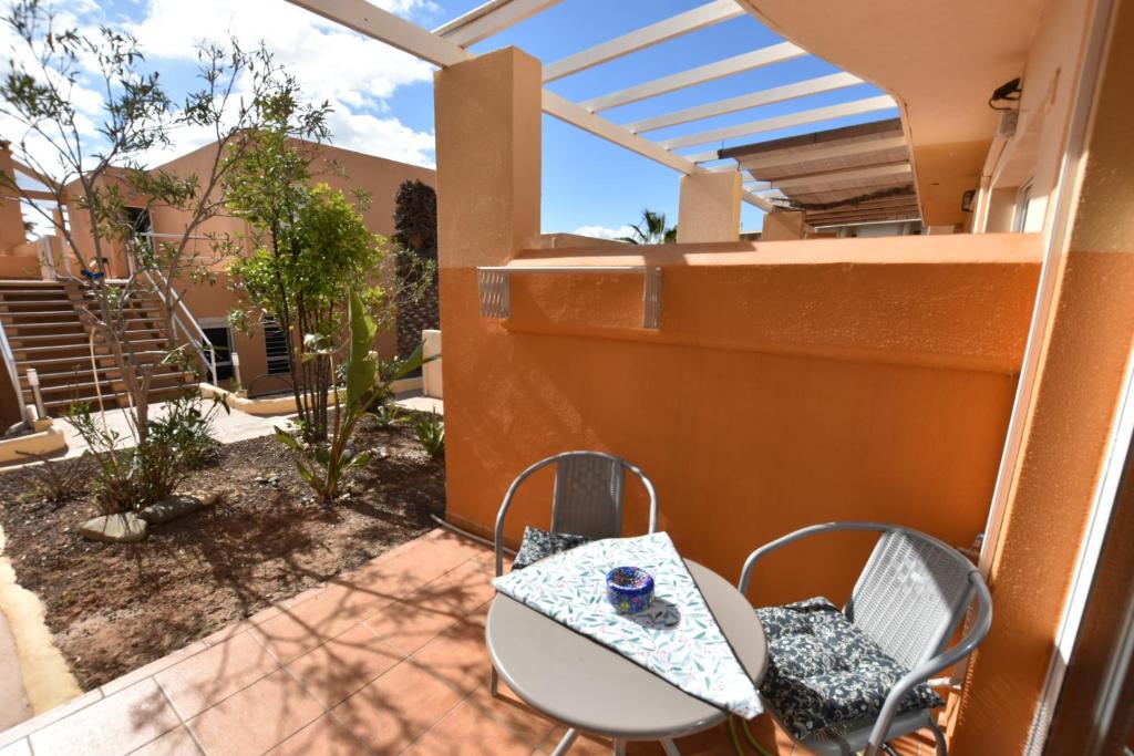 Book Jet - Las Lomas Sunny Holiday Homes - 4