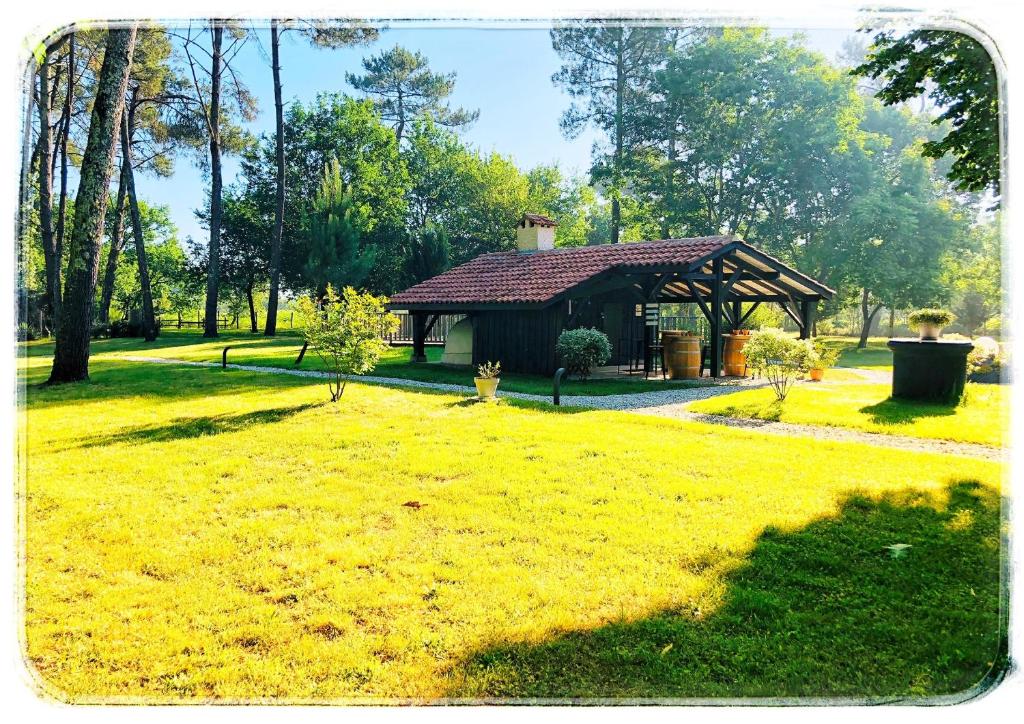 Au Clair Des Landes ガーデン