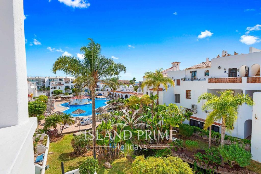 Heated Pool & Garden Views Holiday FC519 - 2